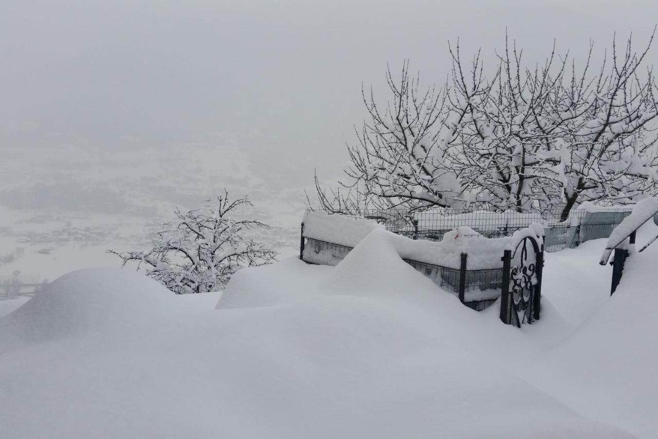 Suite Del Villaggio Sarre Zewnętrze zdjęcie