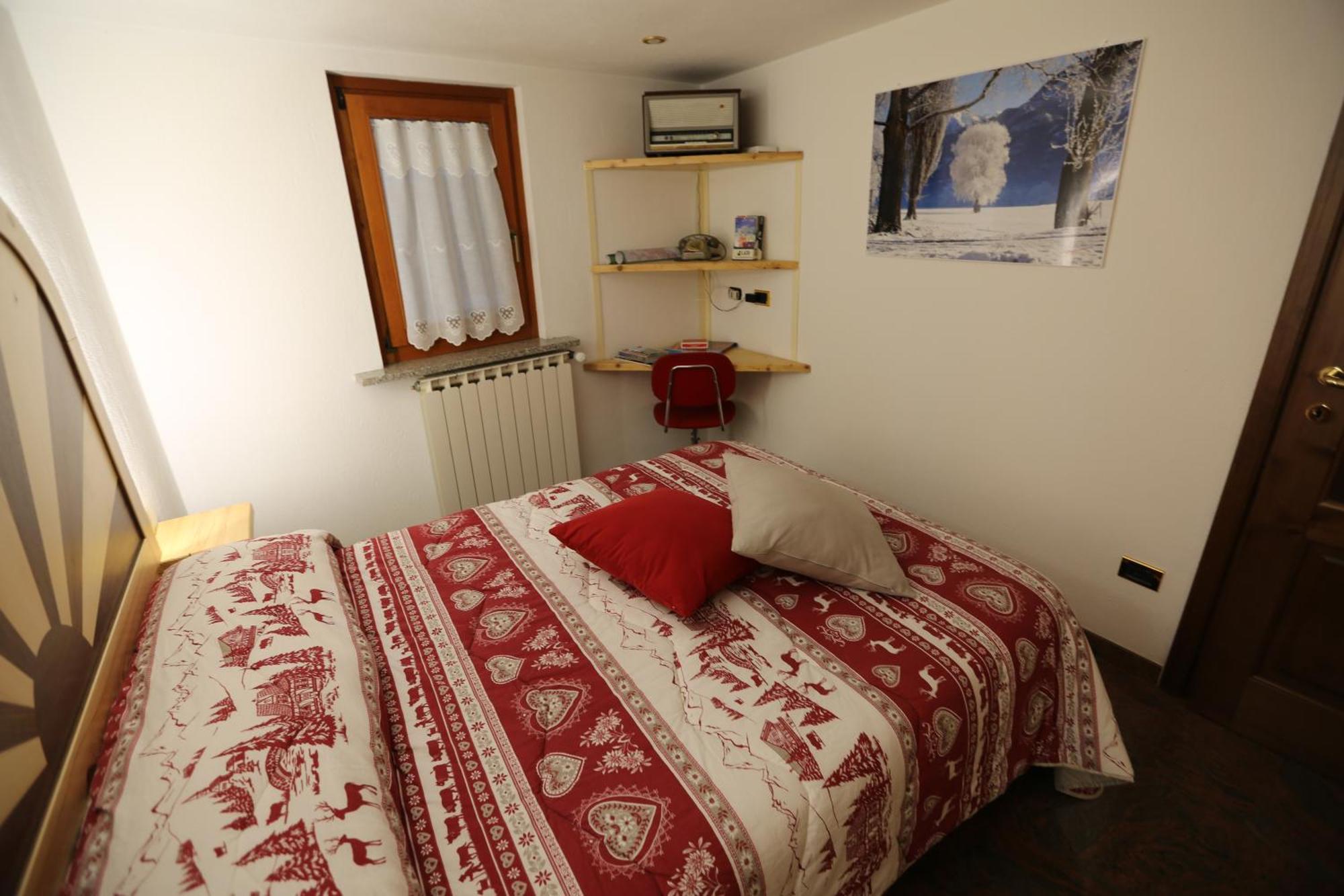 Suite Del Villaggio Sarre Zewnętrze zdjęcie